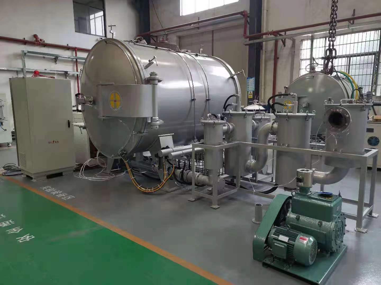 750*750*2000mm ，1600℃碳化爐出廠前調(diào)試